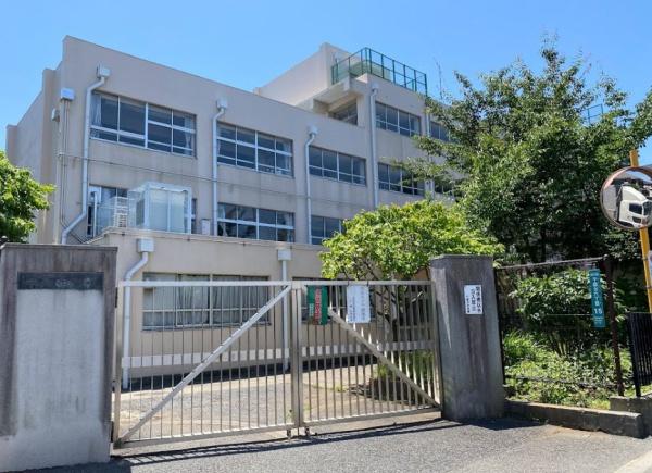 世田谷区祖師谷6丁目2号棟新築戸建　世田谷区立千歳中学校（中学校）／791m　