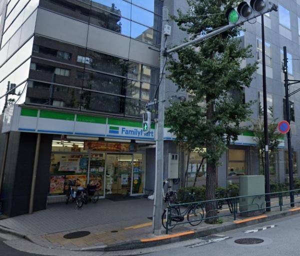 　ファミリーマート江戸川橋駅西店（コンビニ）／989m　