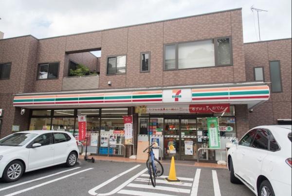 ヴェーゼント駒場公園　セブンイレブン渋谷上原2丁目店（コンビニ）／382m　