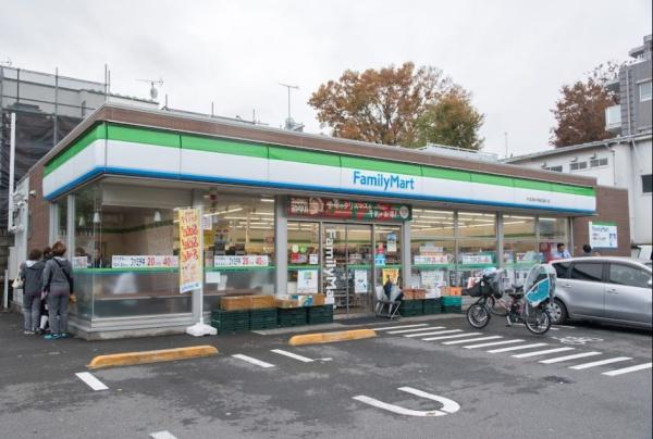 杉並区下井草4丁目新築戸建2号棟　ファミリーマート杉並清水早稲田通り店（コンビニ）／490m　