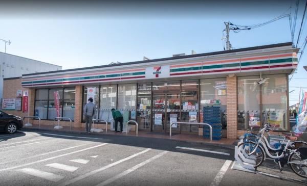 　セブンイレブン世田谷粕谷3丁目店（コンビニ）／856m　