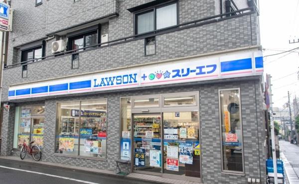 　ローソン・スリーエフ世田谷三軒茶屋一丁目店（コンビニ）／222m　