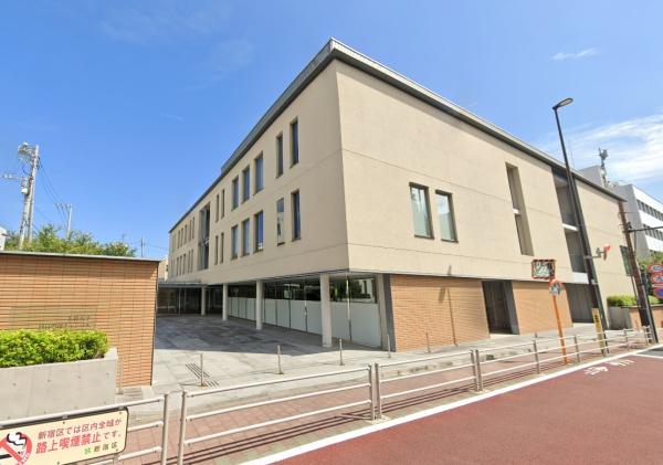 ライフピア新宿中落合　上智大学目白聖母キャンパス図書室（図書館）／634m　