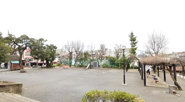 　不動公園（公園）／240m　