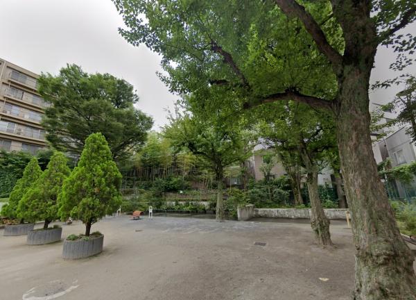 アールヴェール新宿弁天町　牛込弁天公園（公園）／70m　