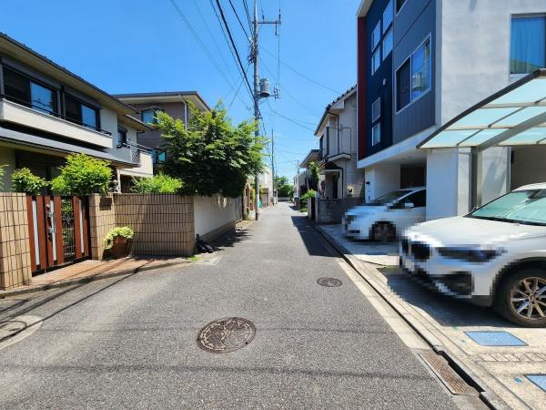 　前面道路含む現地写真　