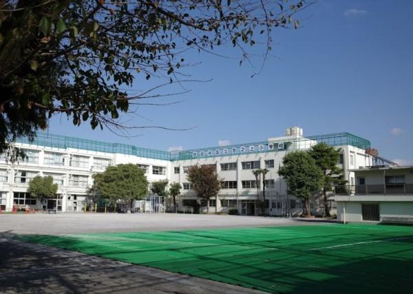 　世田谷区立池之上小学校（小学校）／1202m　