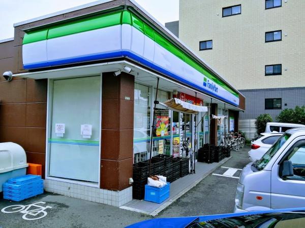 オープンレジデンス桜新町アベニューE棟　ファミリーマート世田谷教育会館前店（コンビニ）／280m　