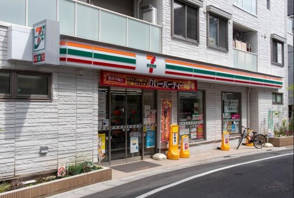 J'sレジデンス松原　セブンイレブン世田谷赤堤4丁目店（コンビニ）／557m　