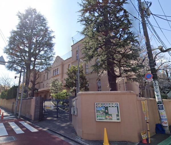 　新宿区立早稲田小学校（小学校）／500m　