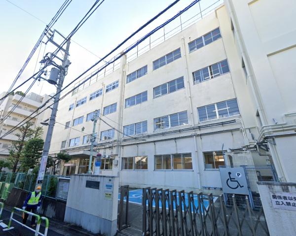 ワコー千石マンション　文京区立大塚小学校（小学校）／270m　