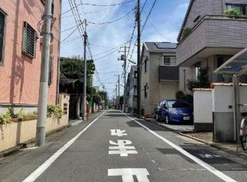 　前面道路含む現地写真　