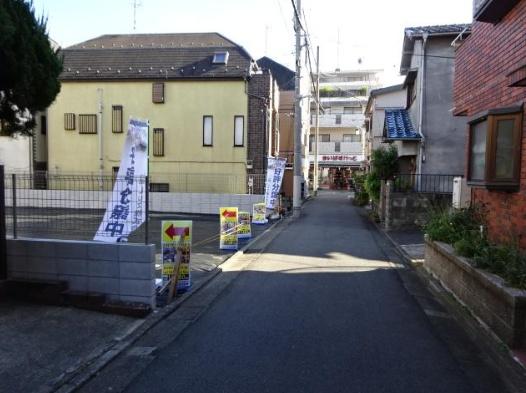 　前面道路含む現地写真　