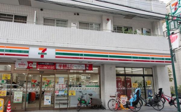 　セブンイレブン代々木上原駅前店（コンビニ）／267m　