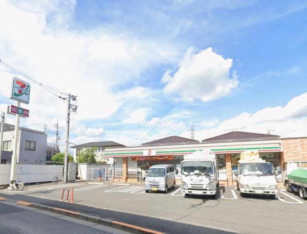 　セブンイレブン三鷹新川1丁目店（コンビニ）／625m　