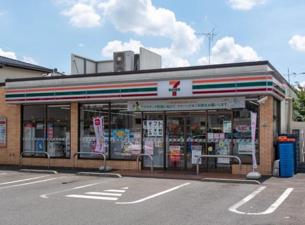 ファミール国領モアメーム　セブンイレブン狛江中和泉5丁目店（コンビニ）／450m　