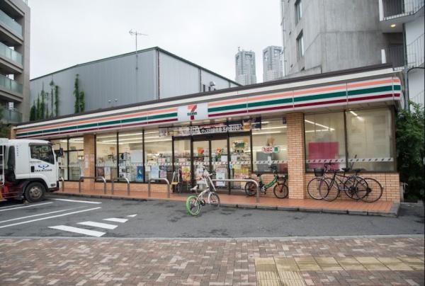 ライオンズガーデン初台　セブンイレブン渋谷本町3丁目店（コンビニ）／414m　