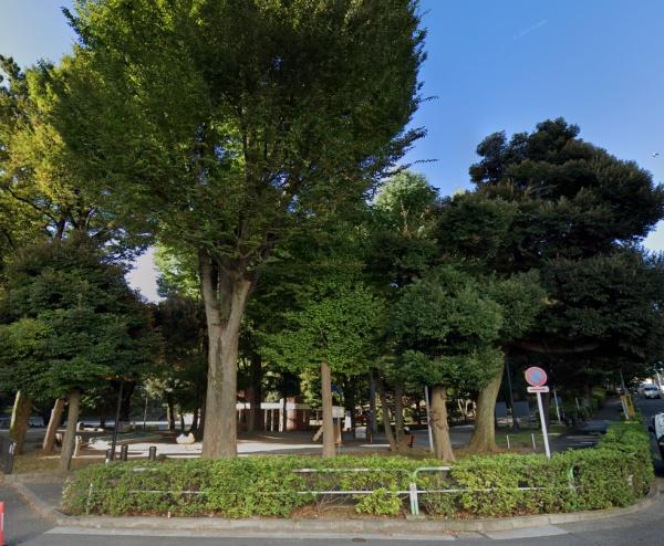 　文京区立大塚公園（公園）／400m　